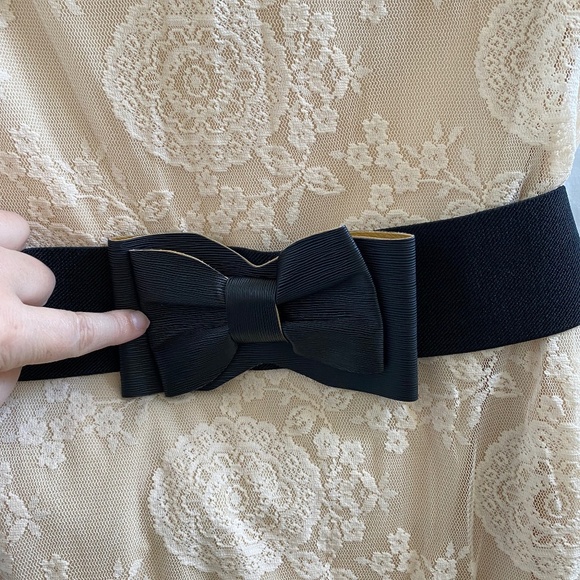 Lace Strapless Dress Size: Large - Picture 5 of 8